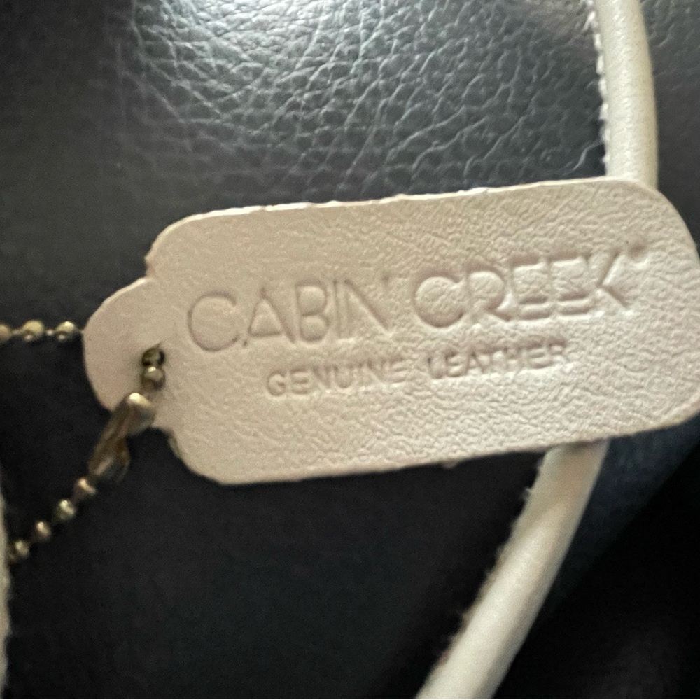 Cream colored genuine leather clutch/ shoulder bag. - Picture 4 of 7